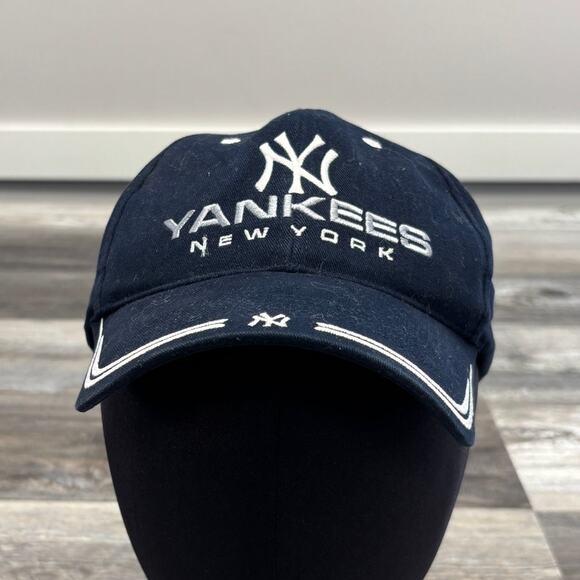 Vintage New York Yankees MLB Blue Mens‎ OS Script Strapback Sports Baseball Cap - Picture 1 of 7